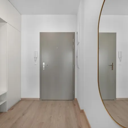 Brand New, Cozy Apartment With Parking