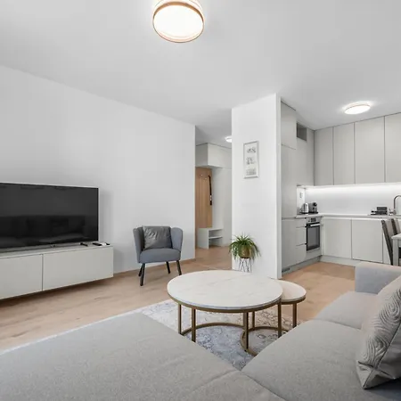 Brand New, Cozy Free Parking Pressburg