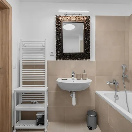 Brand New, Cozy Free Parking